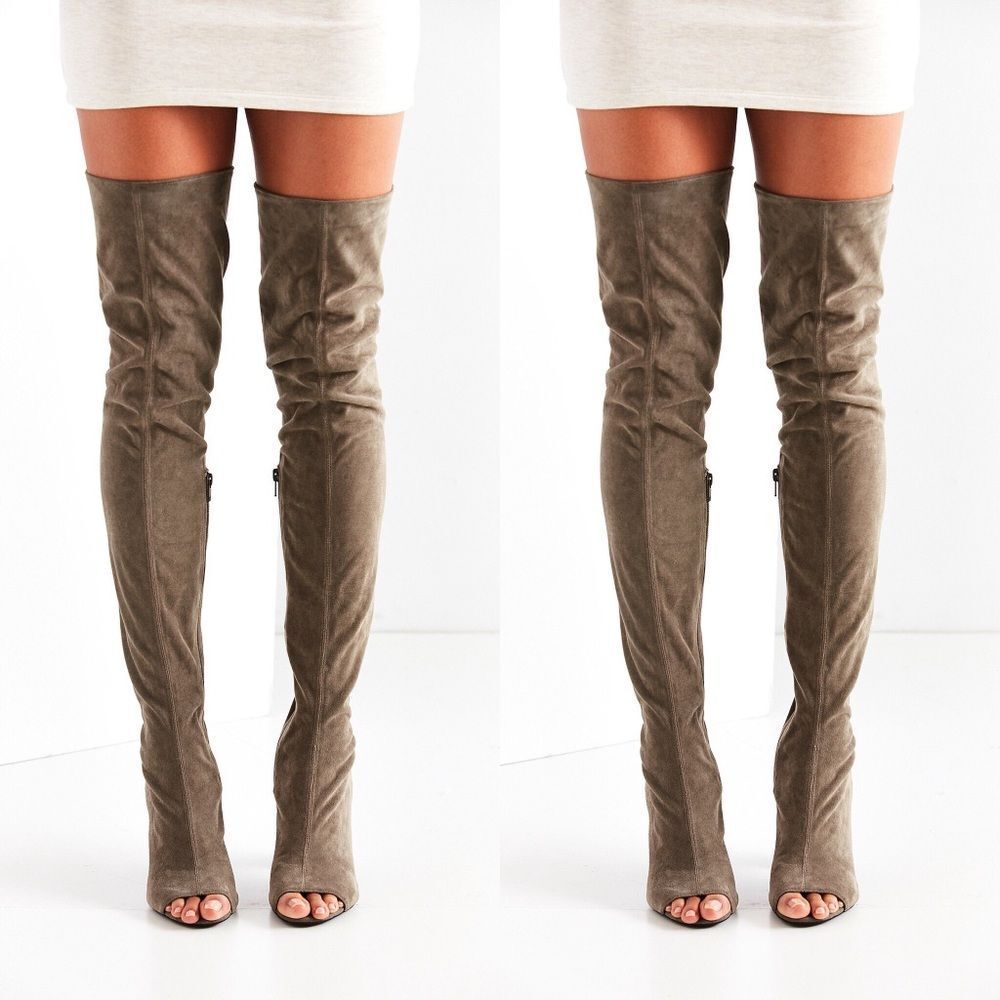 UO x Jeffrey Campbell Capricorn Over-The-Knee Boot - Picture 3 of 8